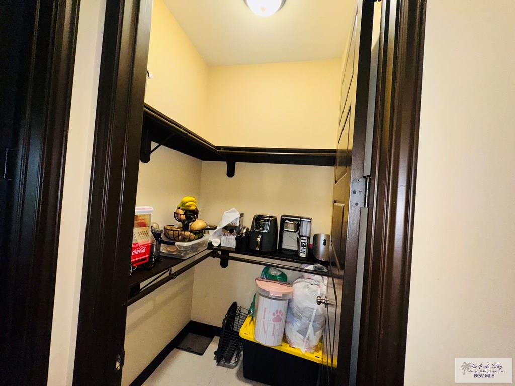 2540 Los Portales Dr, BROWNSVILLE, Texas image 34