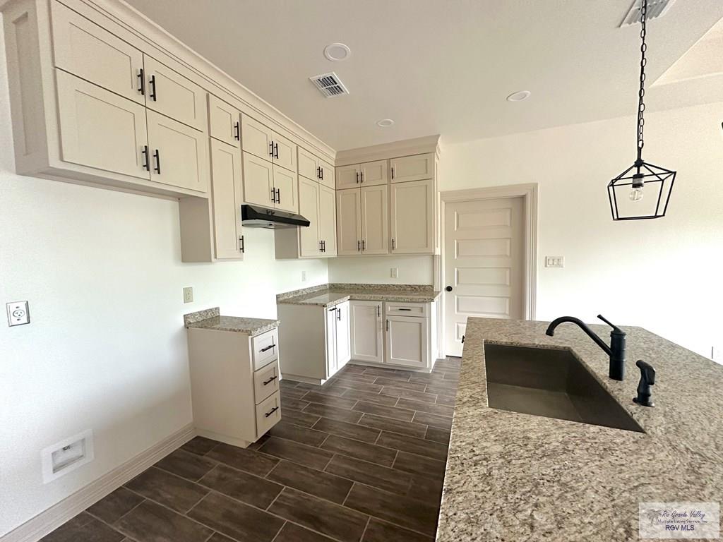 31106 Diane Ave, LOS FRESNOS, Texas image 10