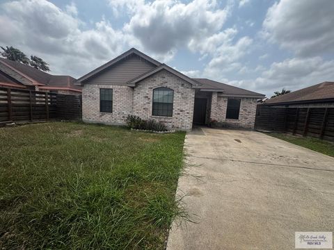 Homes For Sale - 7015 Red Cedar<br/> Cameron County, BROWNSVILLE, TX 78526