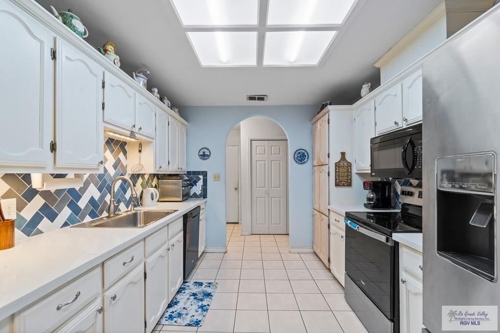 2518 Thomas Ln, HARLINGEN, Texas image 4