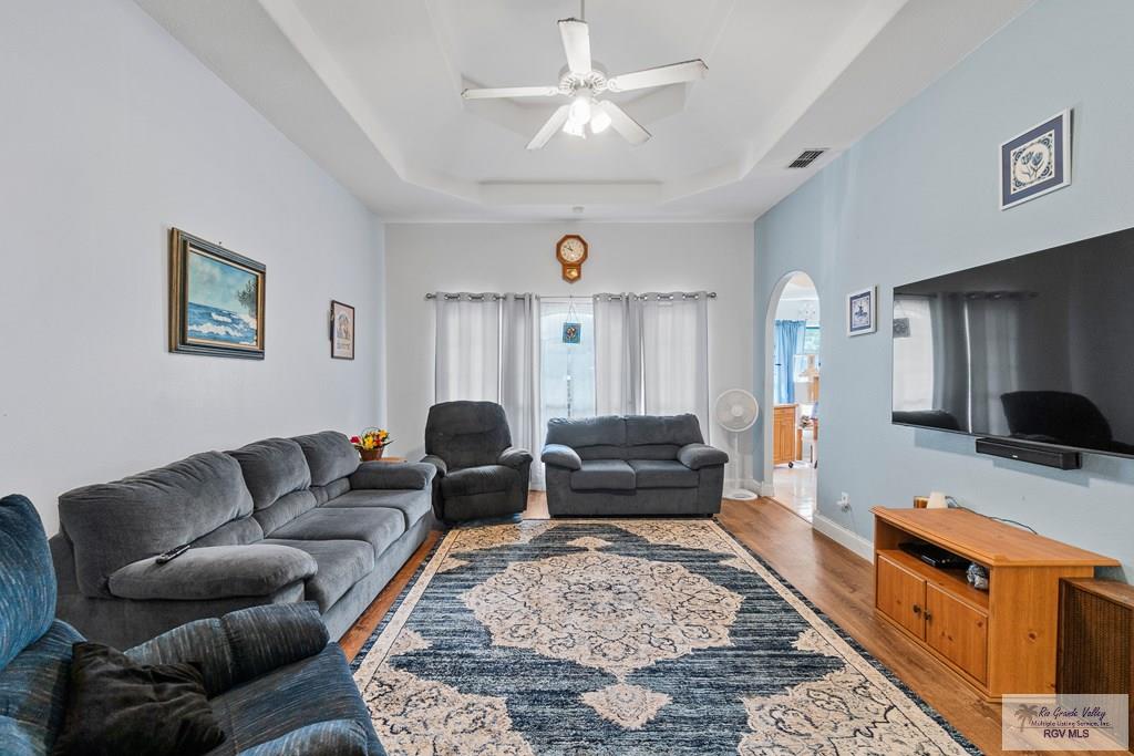 2518 Thomas Ln, HARLINGEN, Texas image 3