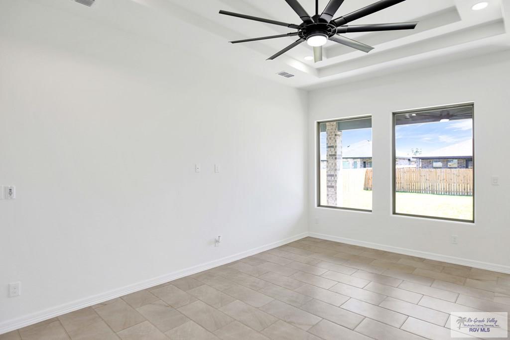 1501 Stirrup Cir, SAN BENITO, Texas image 7