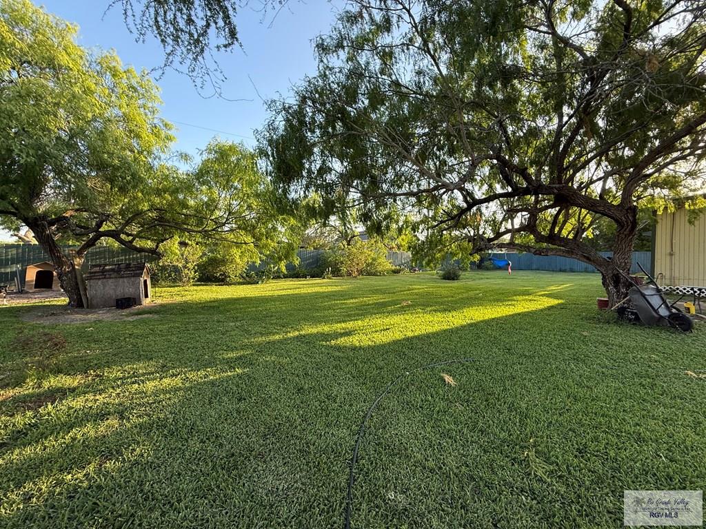 3725 Valle Escondido Cir, BROWNSVILLE, Texas image 10