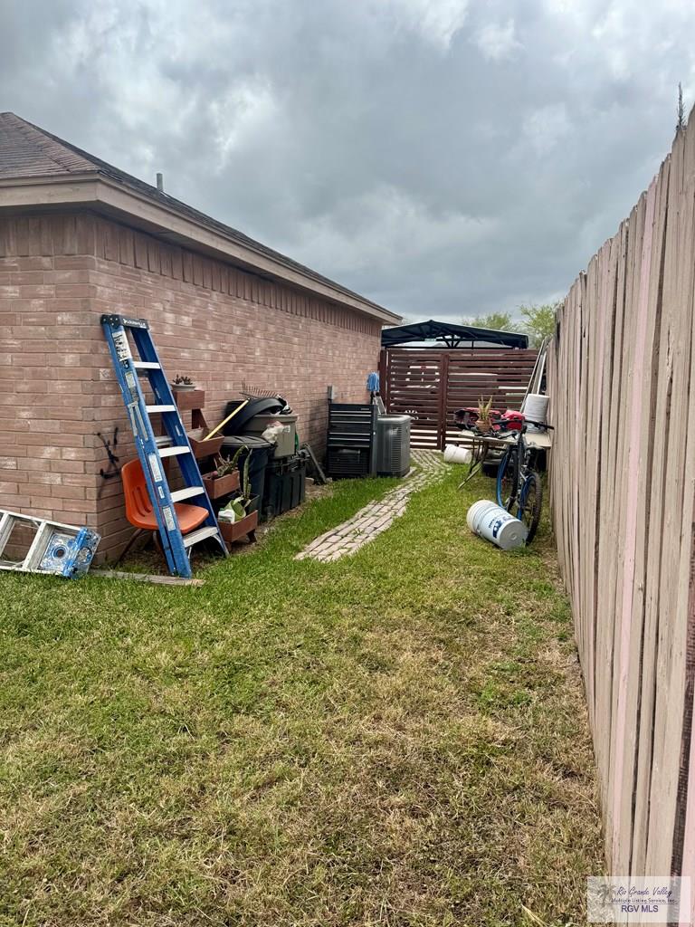 2785 Vienna St, BROWNSVILLE, Texas image 22
