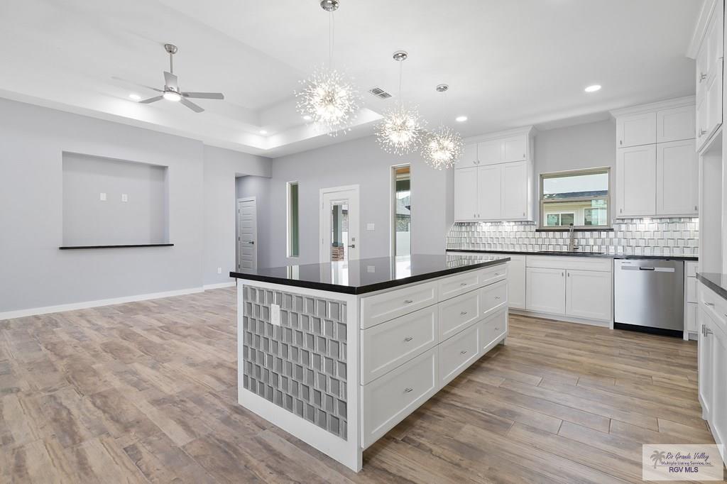 4532 Alba Cir, BROWNSVILLE, Texas image 9