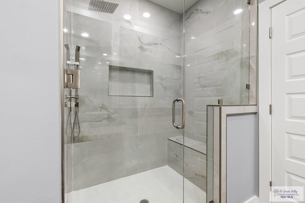 4532 Alba Cir, BROWNSVILLE, Texas image 14
