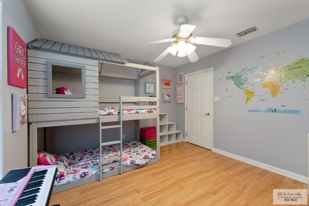 2907 Armadillo Cir, BROWNSVILLE, Texas image 17