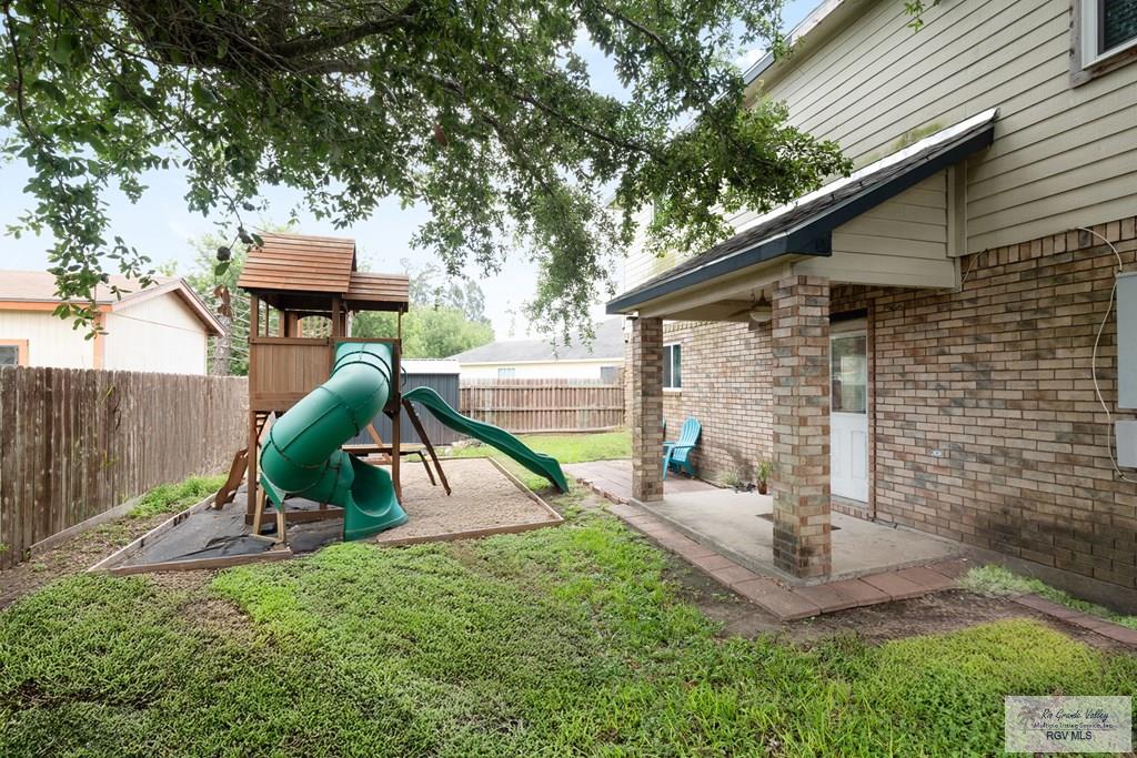 2907 Armadillo Cir, BROWNSVILLE, Texas image 28