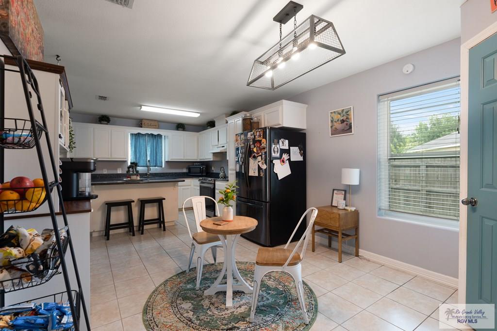 2907 Armadillo Cir, BROWNSVILLE, Texas image 13