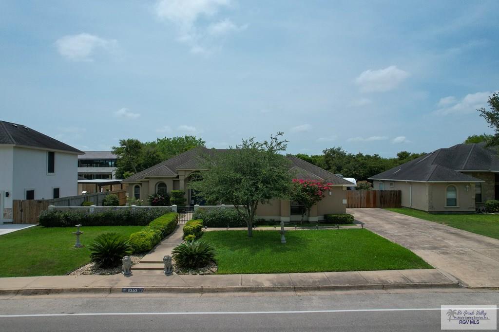 5303 Rustic Manor Dr, BROWNSVILLE, Texas image 3