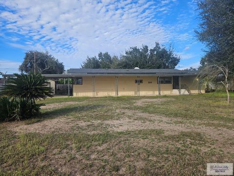 Homes For Sale - 300 Cooper Ln<br/> LA FERIA, TX 78559