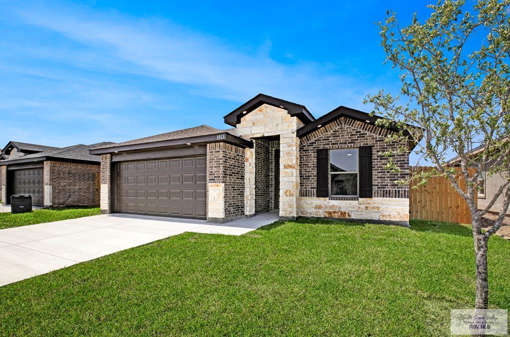 1813 Stirrup Cir, SAN BENITO, Texas image 1