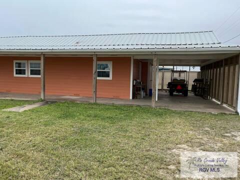 448 Bayshore Dr, PORT MANSFIELD, Texas image 2