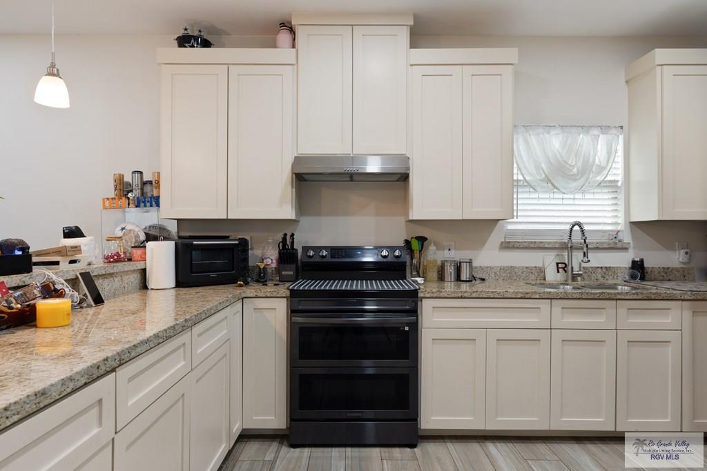 7029 Austrian Pine St, BROWNSVILLE, Texas image 7