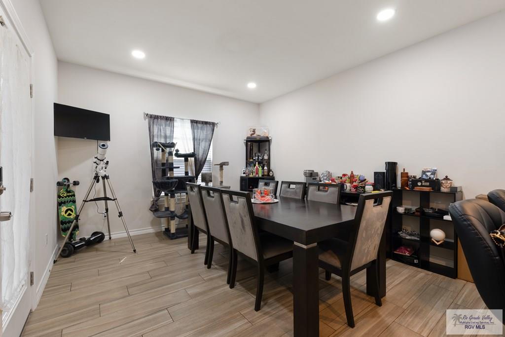 7029 Austrian Pine St, BROWNSVILLE, Texas image 11