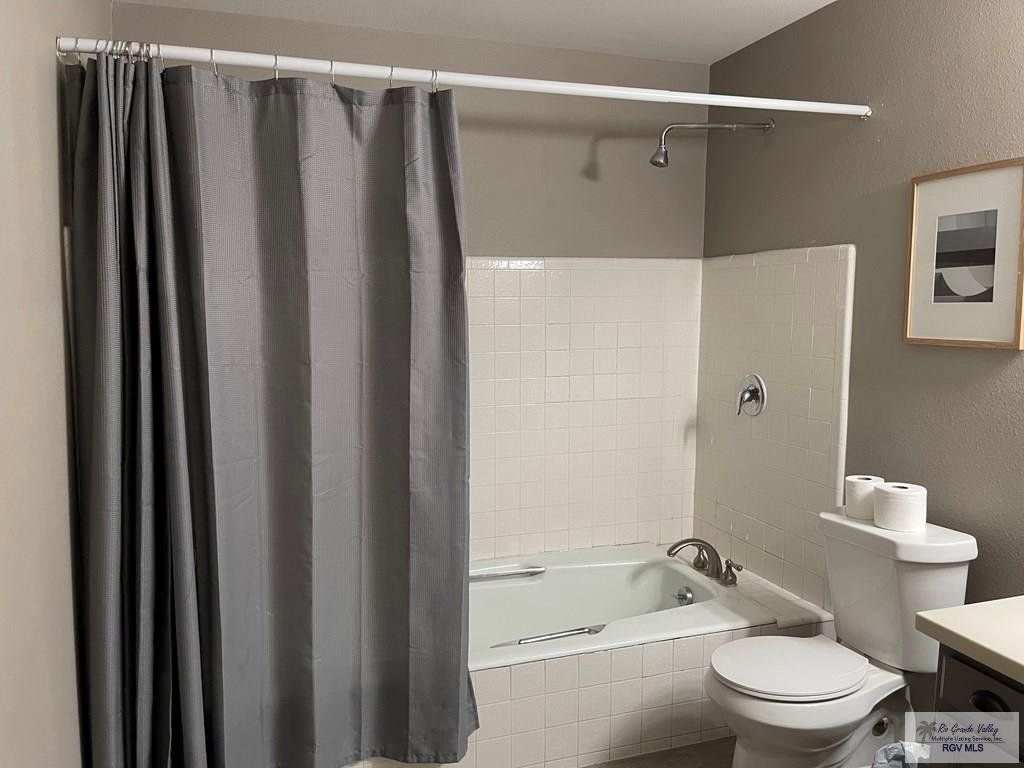 2606 Emerald Lake Dr, HARLINGEN, Texas image 25