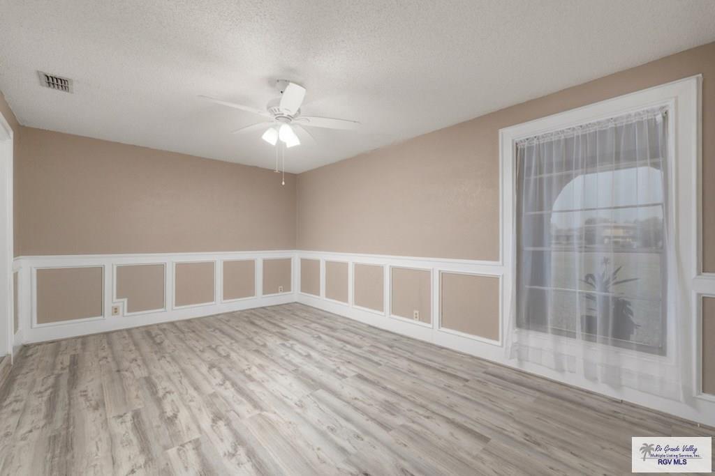 208 E Cowan Ter, BROWNSVILLE, Texas image 5