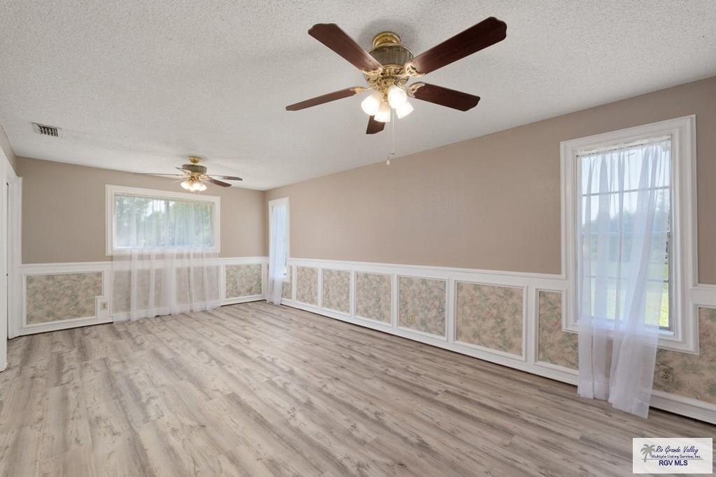 208 E Cowan Ter, BROWNSVILLE, Texas image 8