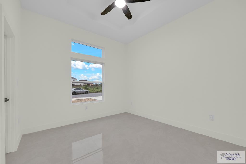 8726 Ashford Lake, BROWNSVILLE, Texas image 12