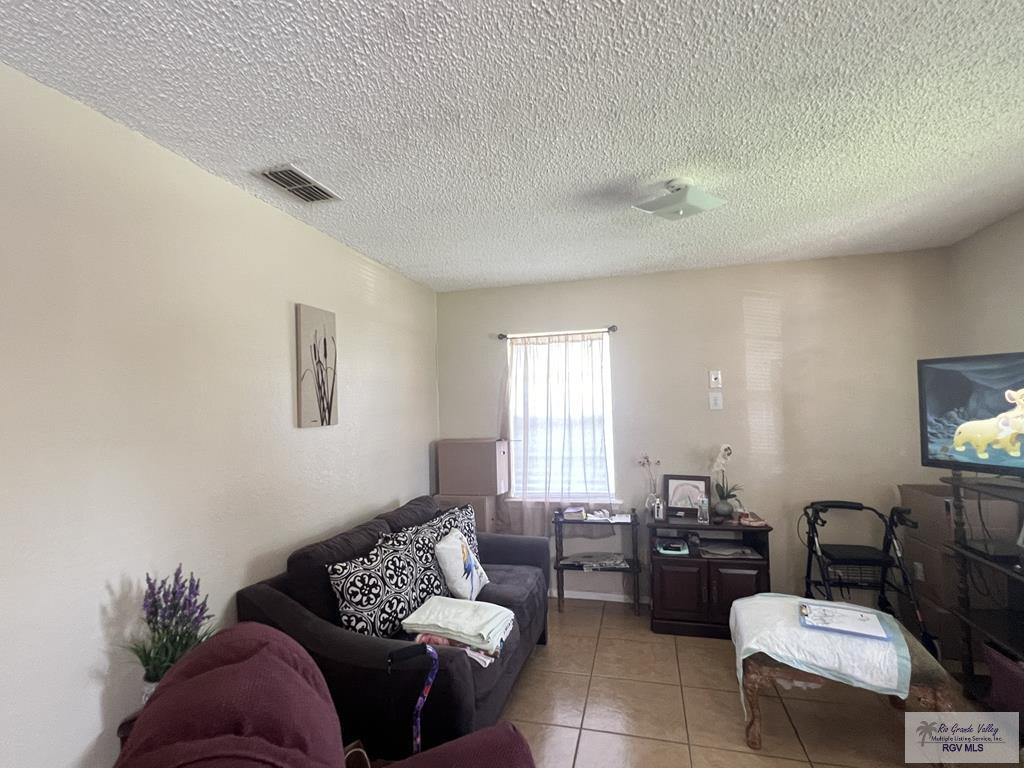 134 Carlton Dr, BROWNSVILLE, Texas image 7