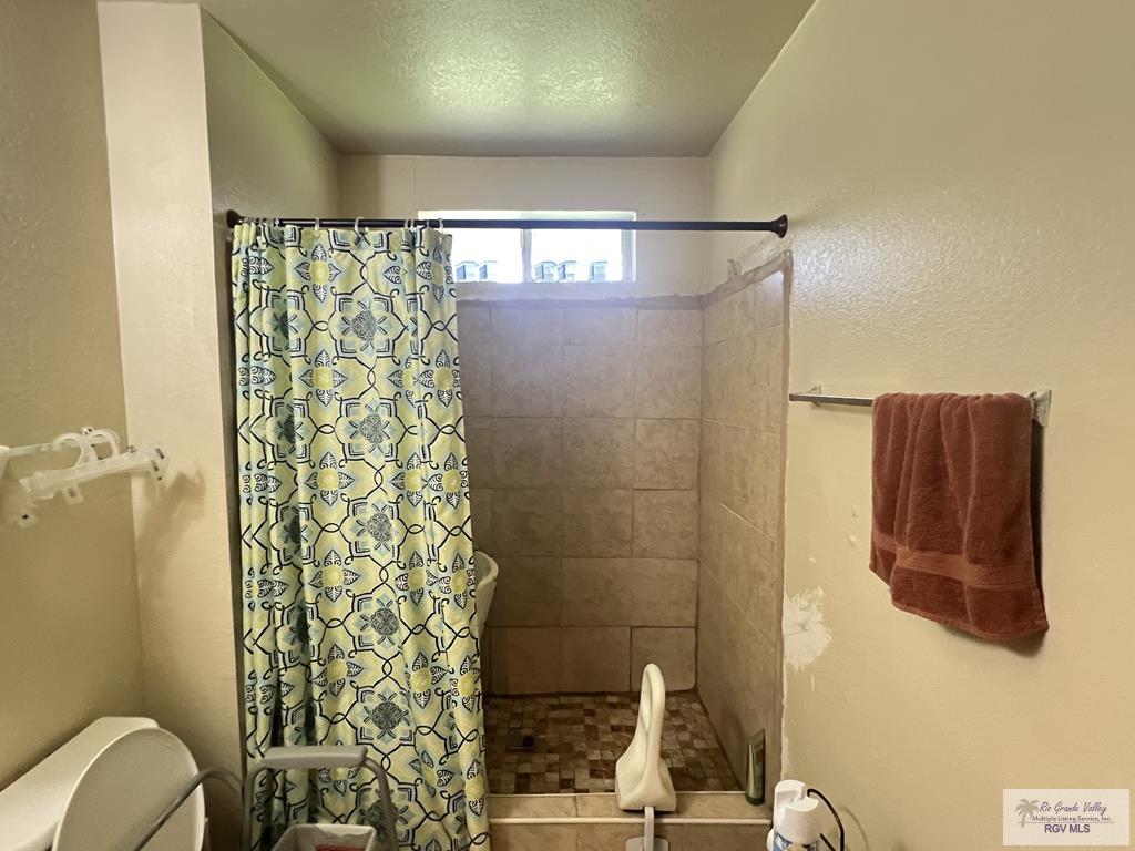 134 Carlton Dr, BROWNSVILLE, Texas image 10
