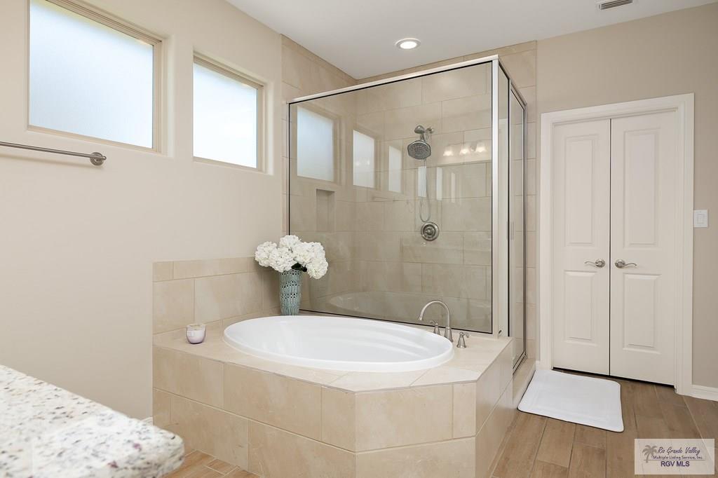 14213 Amistad Cr Cir, MCALLEN, Texas image 11