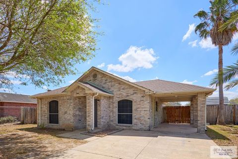 Homes For Sale - 2717 Honolulu Dr<br/> WESLACO, TX 78596