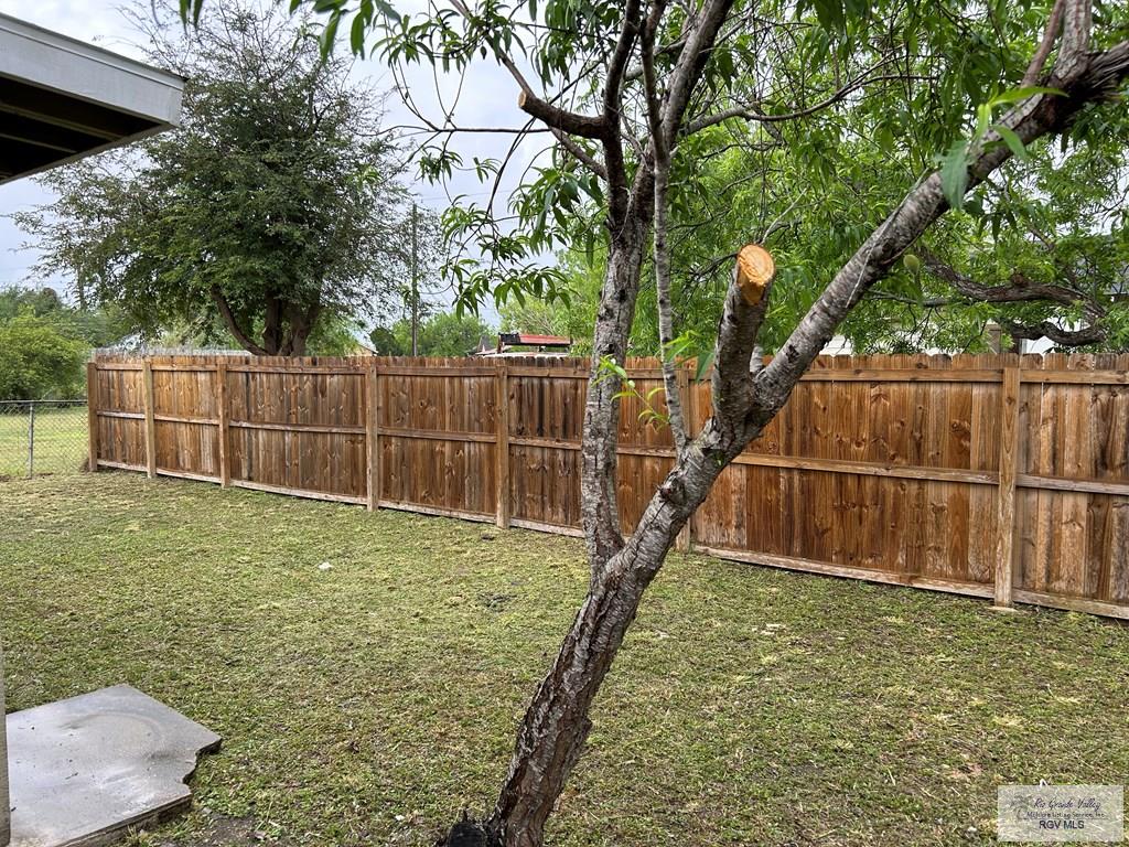 43 Cedar St, BROWNSVILLE, Texas image 19