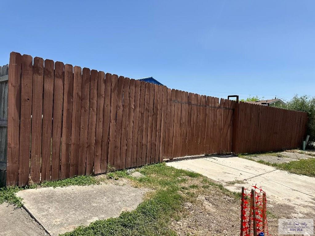 9200 Trinidad St, BROWNSVILLE, Texas image 10
