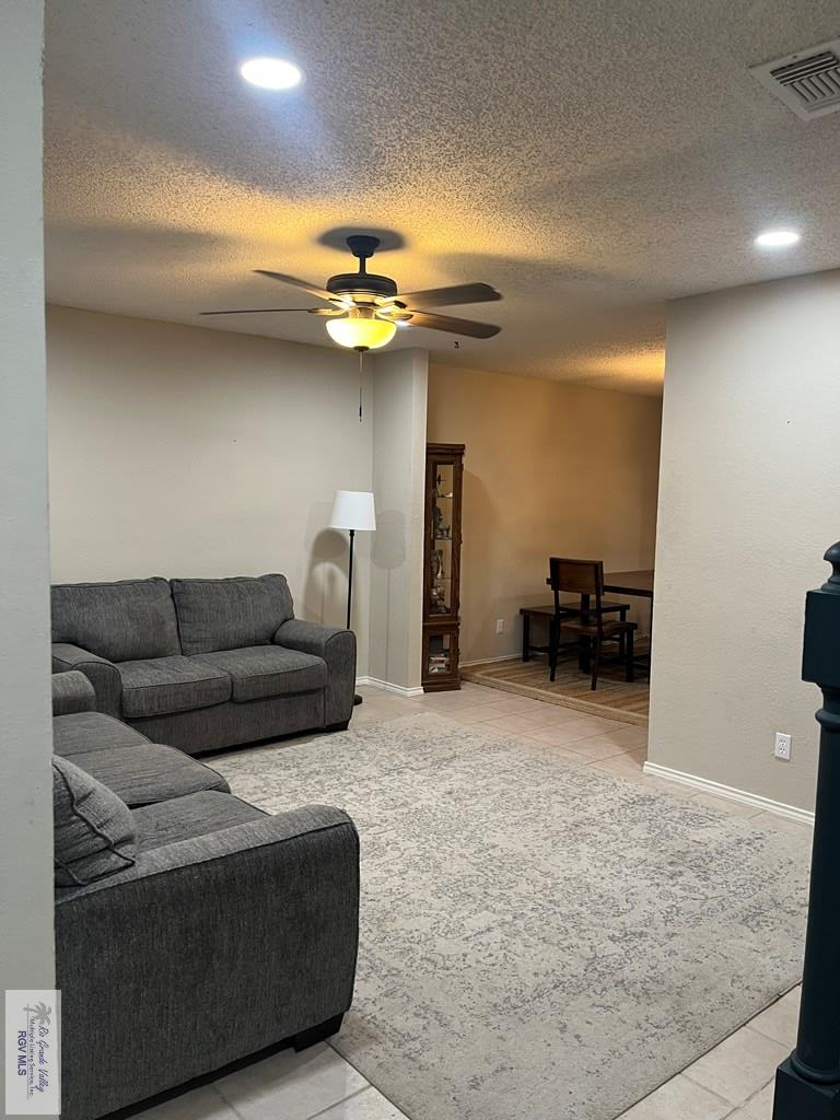1917 River Oaks Dr, HARLINGEN, Texas image 3