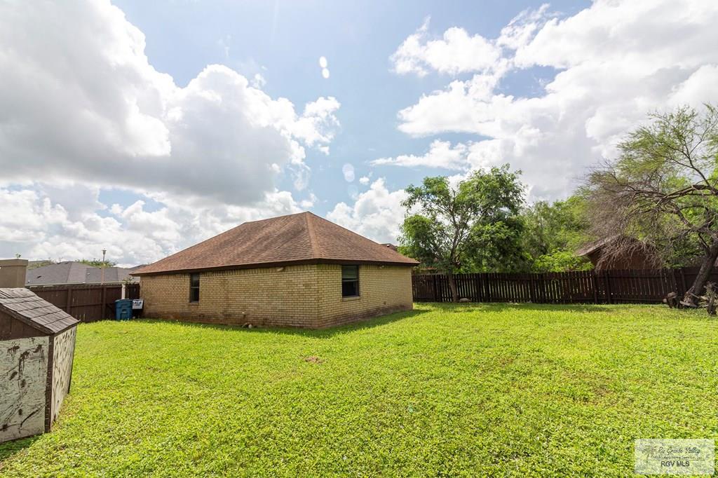 1084 Squaw Valley Dr, BROWNSVILLE, Texas image 3
