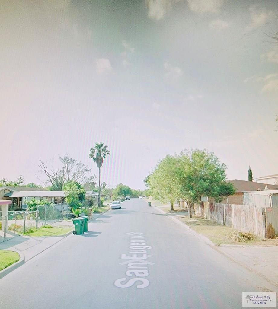 444 San Eugenio St, BROWNSVILLE, Texas image 2