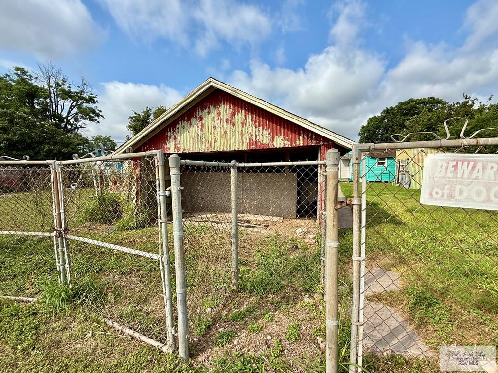 924 C St, BROWNSVILLE, Texas image 12