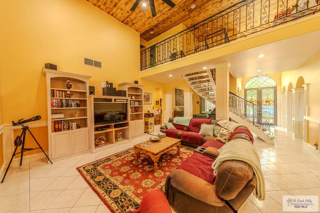 630 Rancho Escondido Dr, OLMITO, Texas image 8