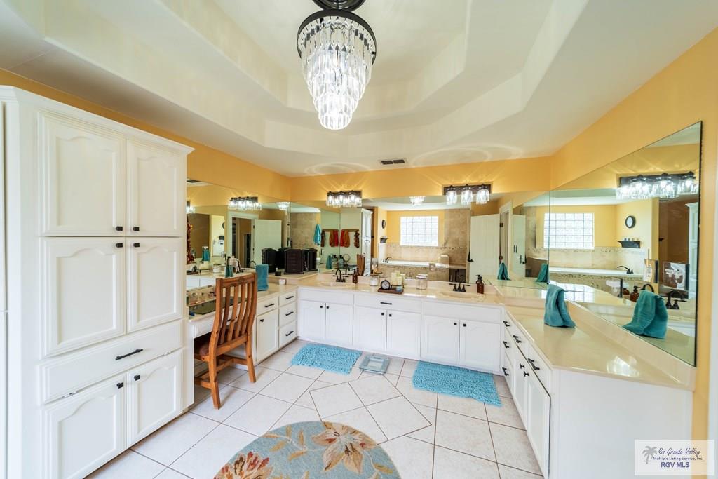 630 Rancho Escondido Dr, OLMITO, Texas image 12
