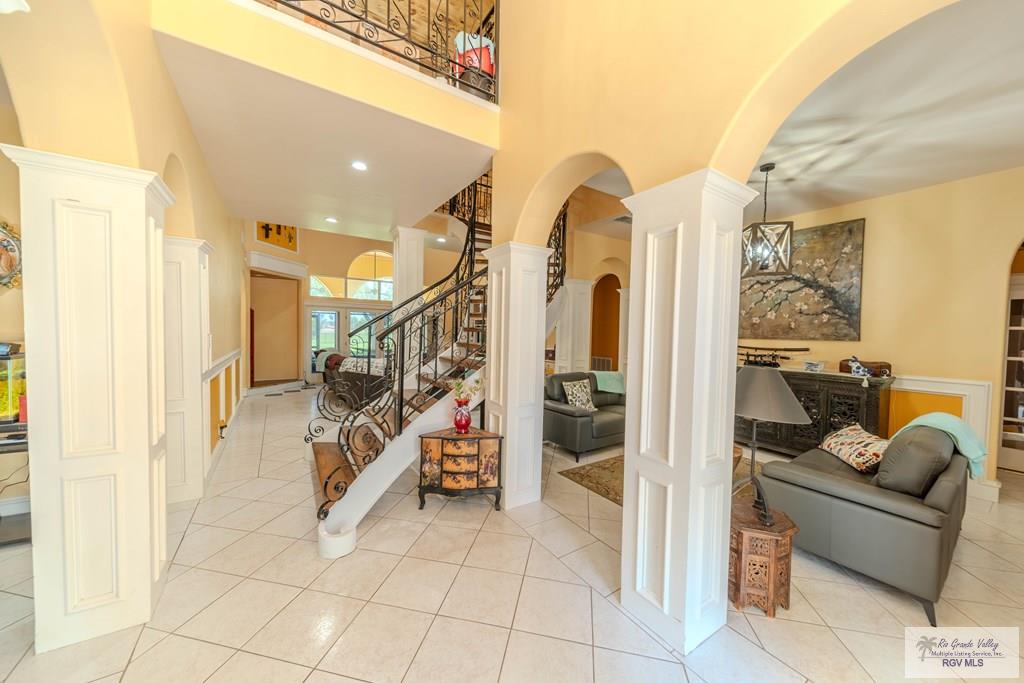 630 Rancho Escondido Dr, OLMITO, Texas image 4