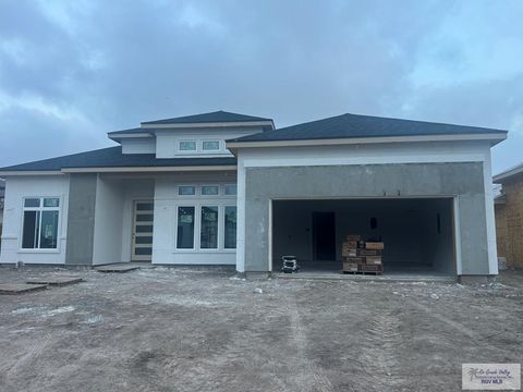 Homes For Sale - 8780 Jupiter St<br/> Cameron County, BROWNSVILLE, TX 78521