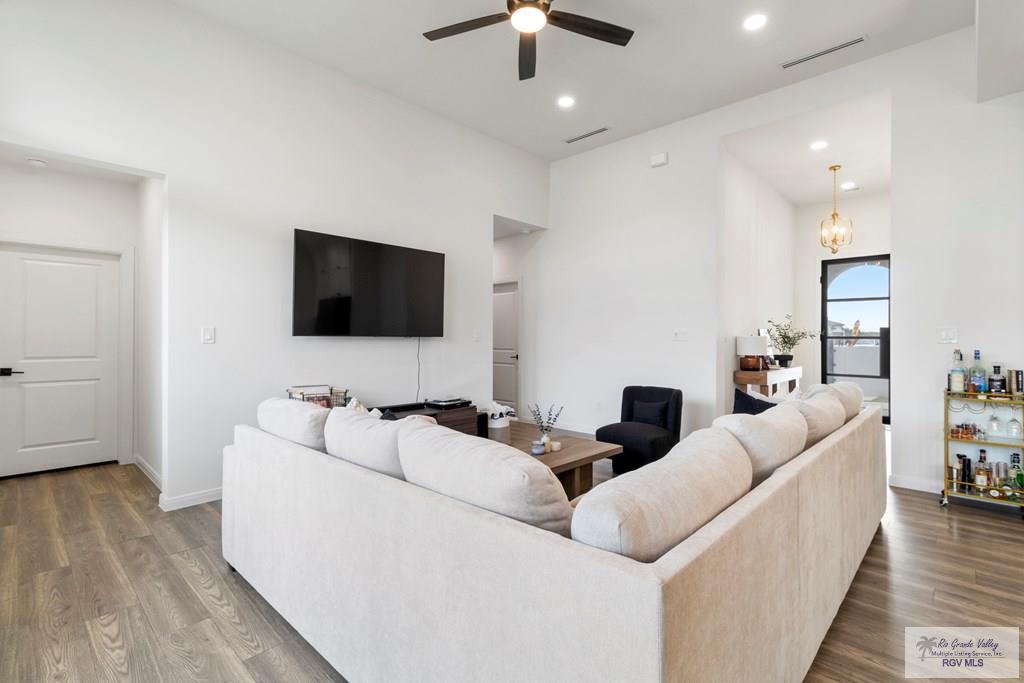 7423 Converse Lake, BROWNSVILLE, Texas image 5