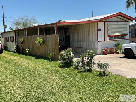 Mobile Home For Sale - 517 E 1st St<br/> LA FERIA, TX 78559