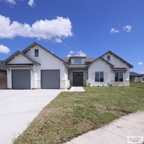 Homes For Sale - 525 Eagle Dr<br/> LOS FRESNOS, TX 78566