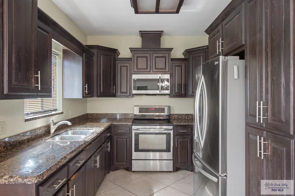 7136 Arroyo Blvd, BROWNSVILLE, Texas image 13