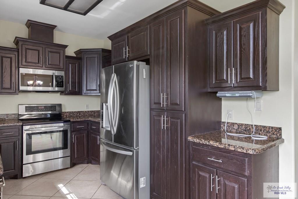 7136 Arroyo Blvd, BROWNSVILLE, Texas image 12