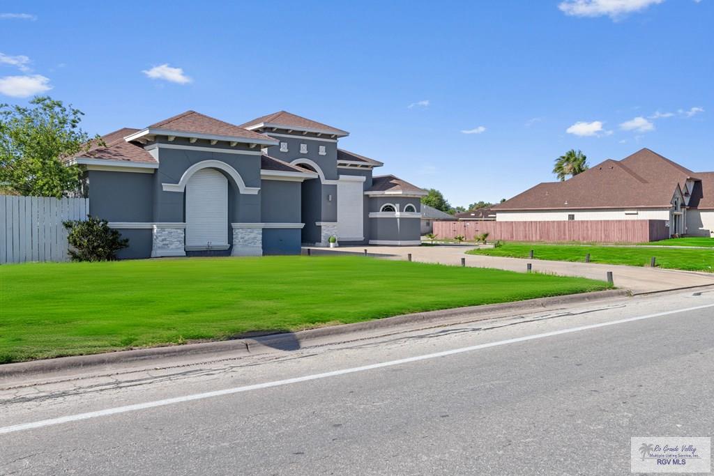 915 E San Marcelo Blvd, BROWNSVILLE, Texas image 2