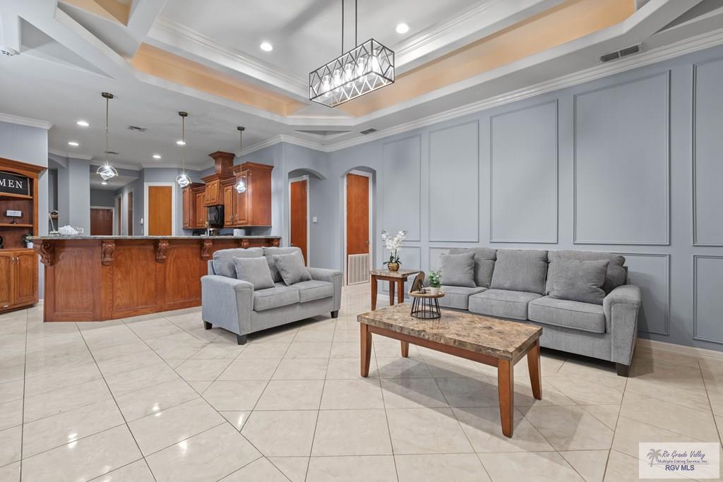 915 E San Marcelo Blvd, BROWNSVILLE, Texas image 5