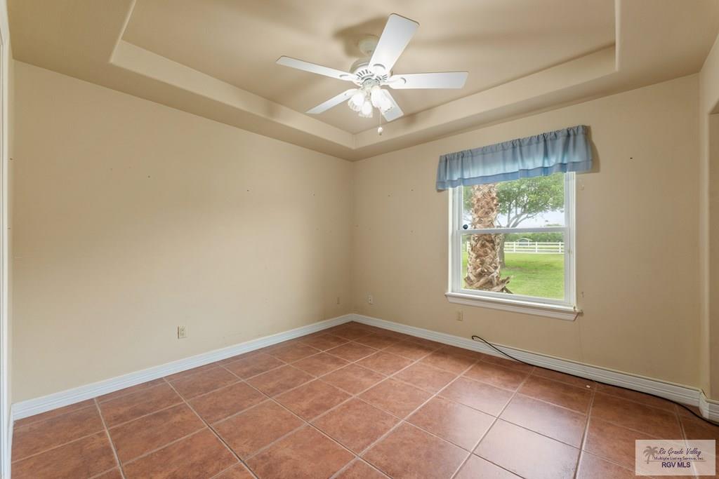 12612 E Clark Rd, LA FERIA, Texas image 9