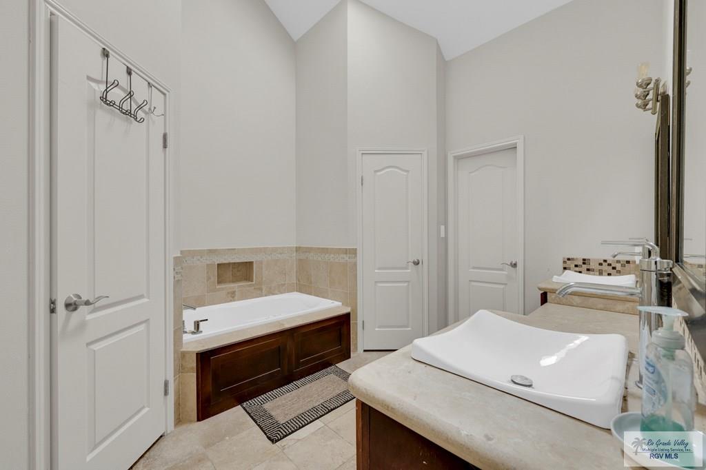 2933 Old Spanish Trail, BROWNSVILLE, Texas image 14