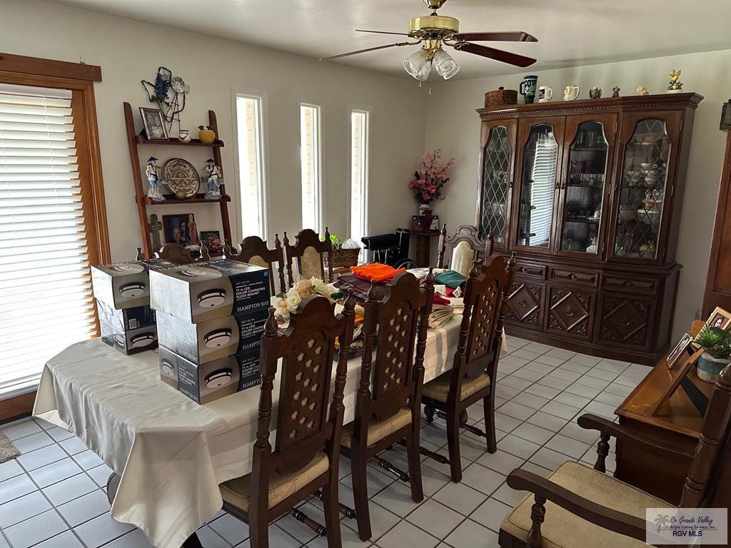 409 W 6th St, LOS FRESNOS, Texas image 8