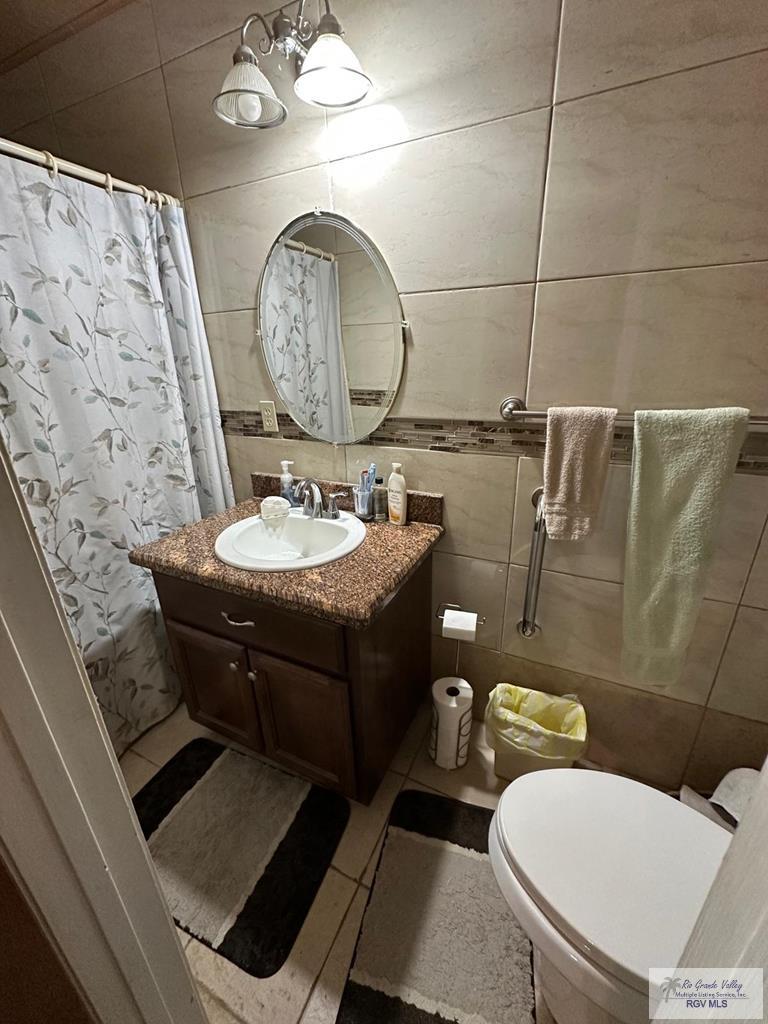 409 W 6th St, LOS FRESNOS, Texas image 16