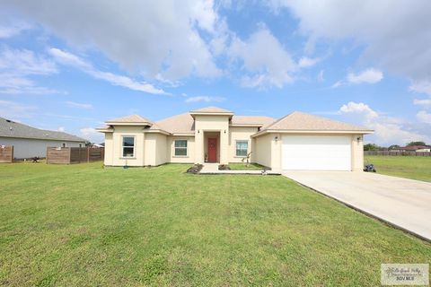 Homes For Sale - 29082 Reynolds Dr<br/> LA FERIA, TX 78559