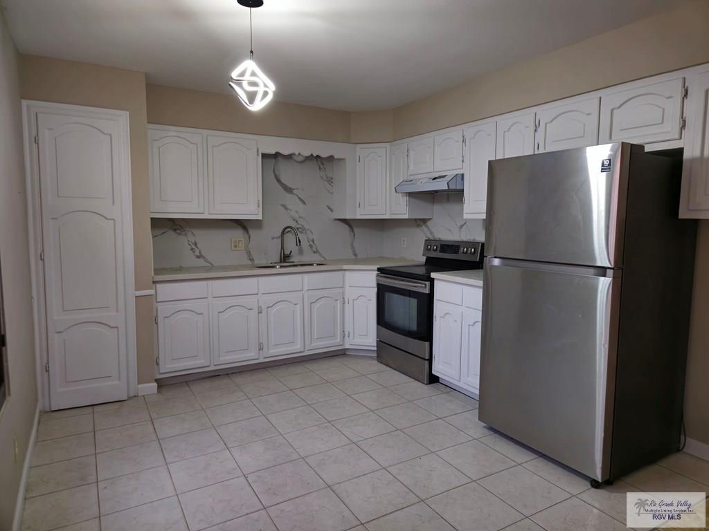 2389 Santa Elena St, BROWNSVILLE, Texas image 6